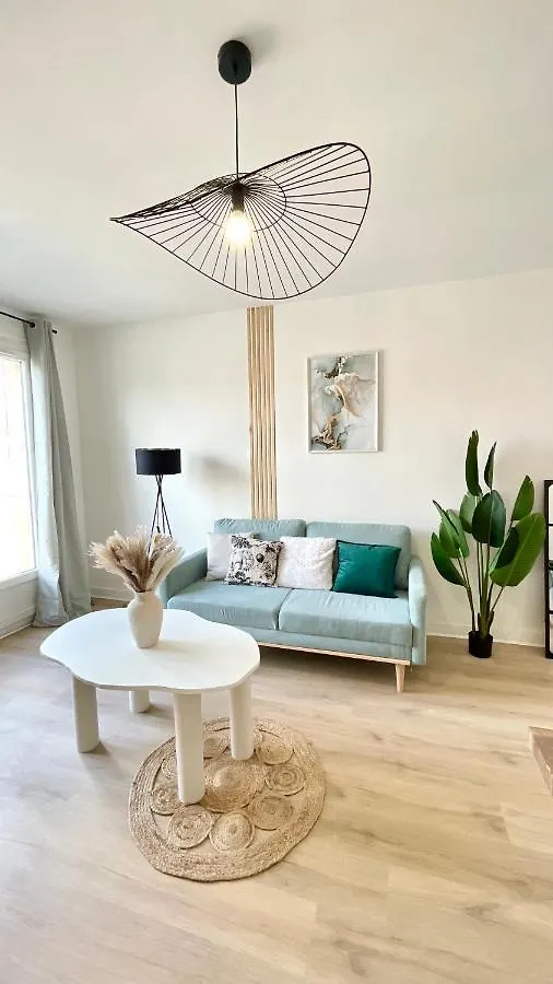 Appartement La Douceur Roannaise - Parking Prive Proche Gare à Roanne France